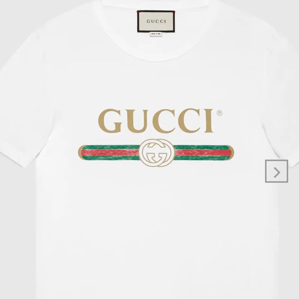 Gucci Color: white washed cotton jersey
Size: XXL